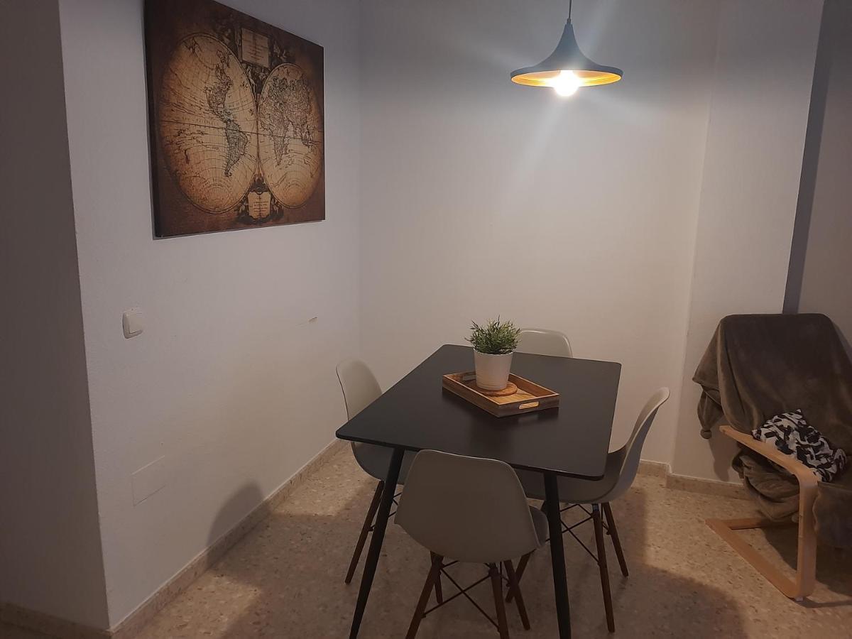 Apartmán Apartamento Con Parking Gratis En El Centro De Màlaga Exteriér fotografie